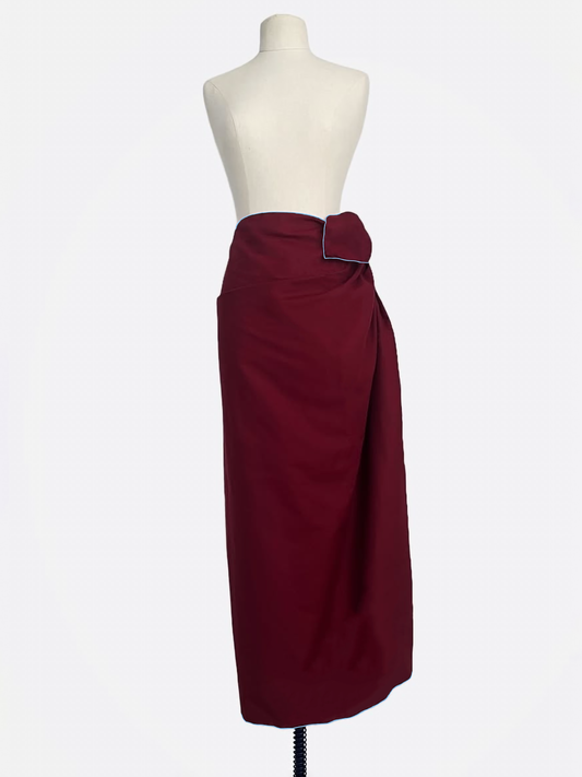 maroon scarf
